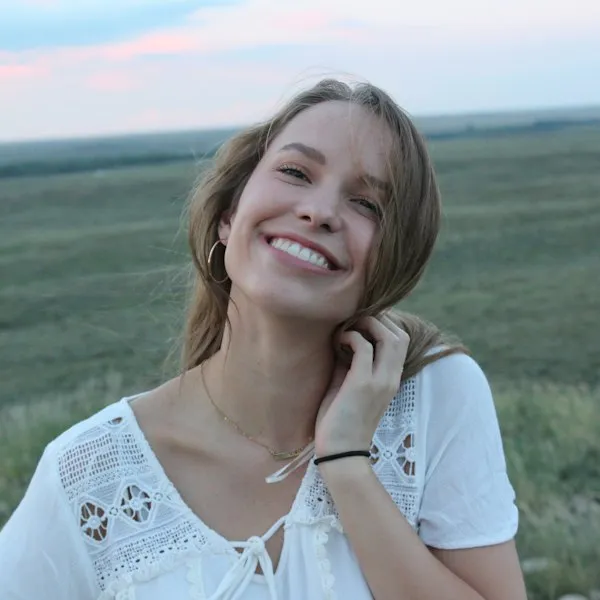 Kukkasuunnittelutiimin esittelykuva, kuva 12